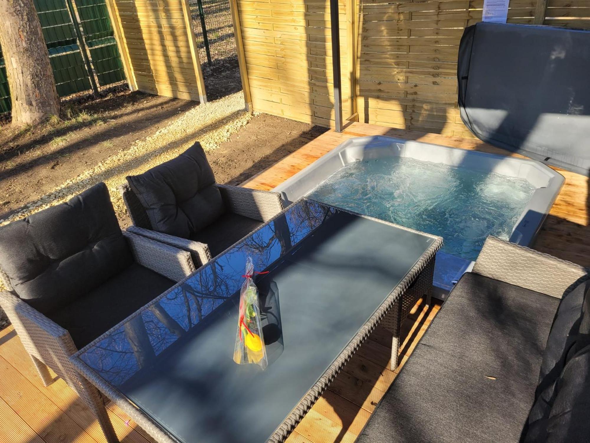Parkcity Z Jacuzzi W Parku Slaskim Willa